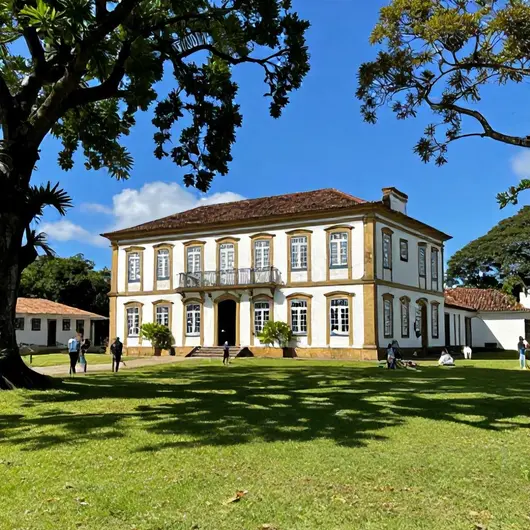Descubra a Mansão do Caminho